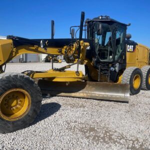 2015 CAT 140M3