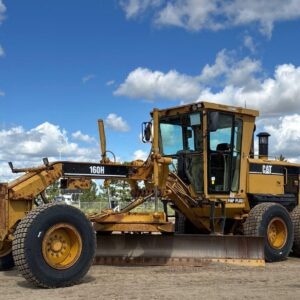 2006 CAT 160H VHP Plus