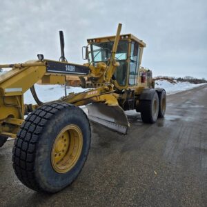 2000 CAT 140H